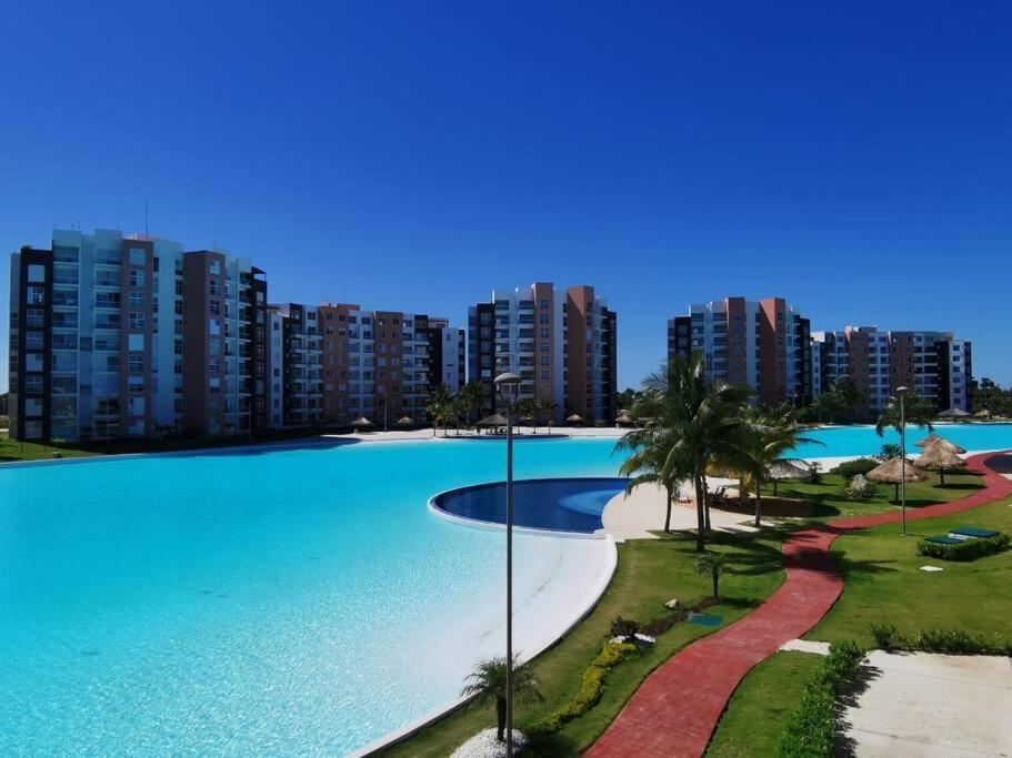 Departamento Con Laguna Artificial Cancún Exterior foto